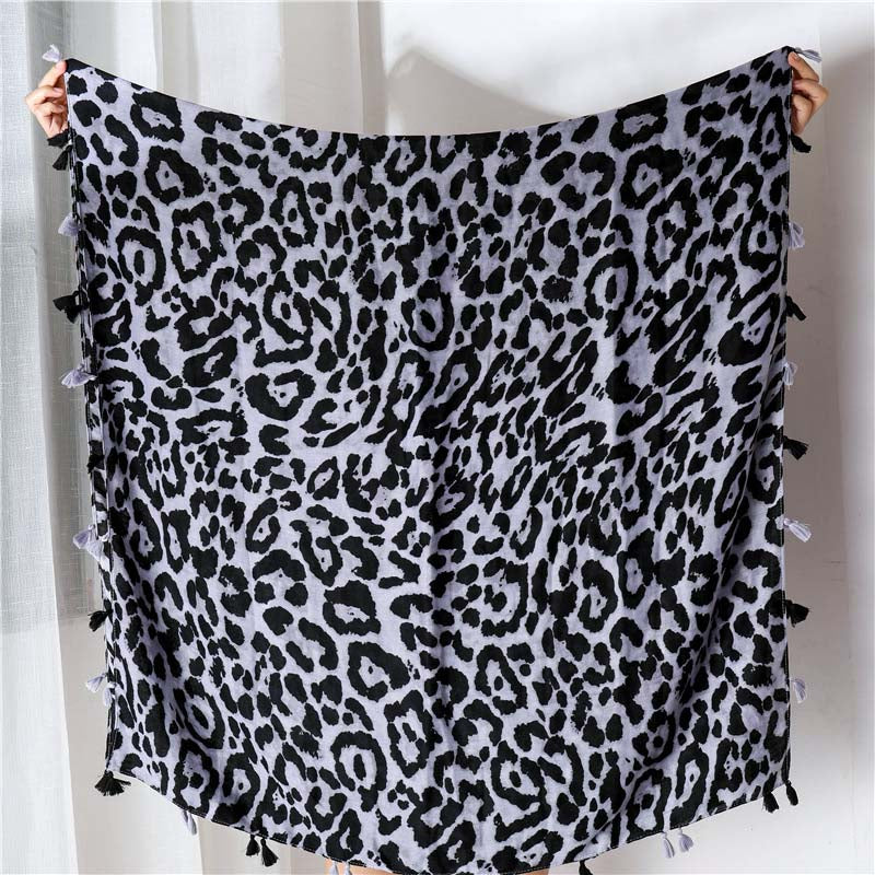 Casual Leopard Print Scarf