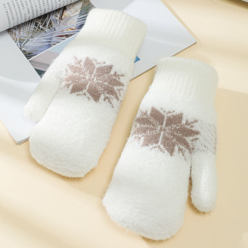 Warm Snowflake Gloves