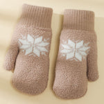 Warm Snowflake Gloves