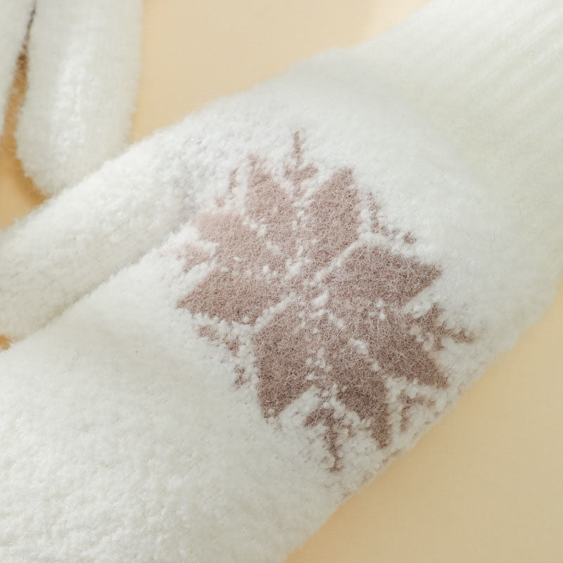 Warm Snowflake Gloves