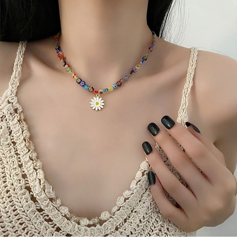 Colorful Beaded And Daisy Pendant Necklace