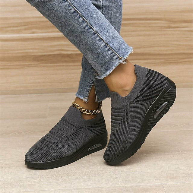 Casual Striped Breathable Sneakers
